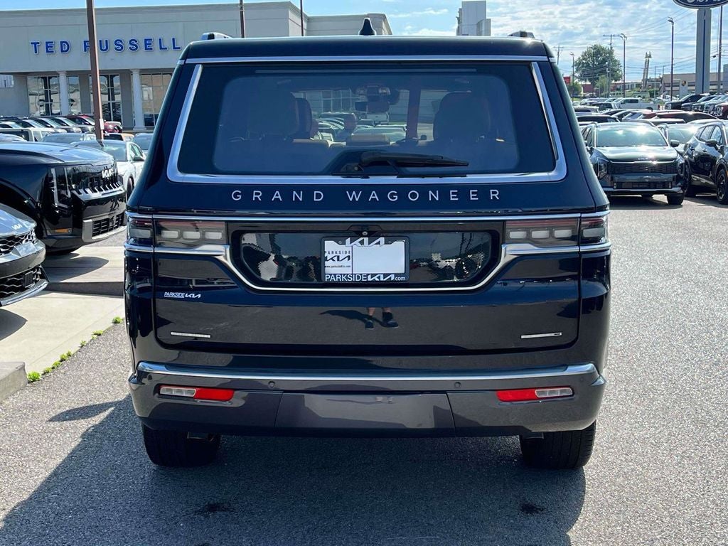 2022 Jeep Grand Wagoneer Series III