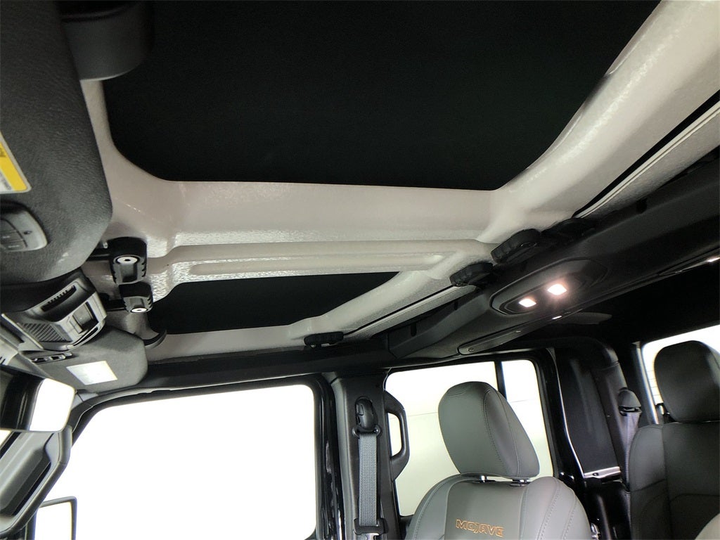 2025 Jeep Gladiator Mojave X