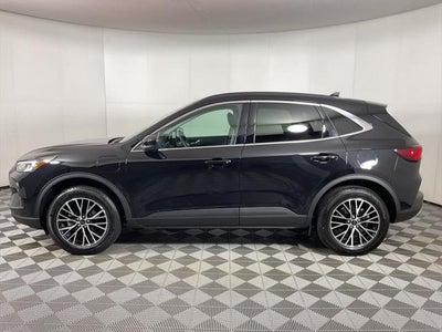 2025 Ford Escape Plug-In Hybrid Base