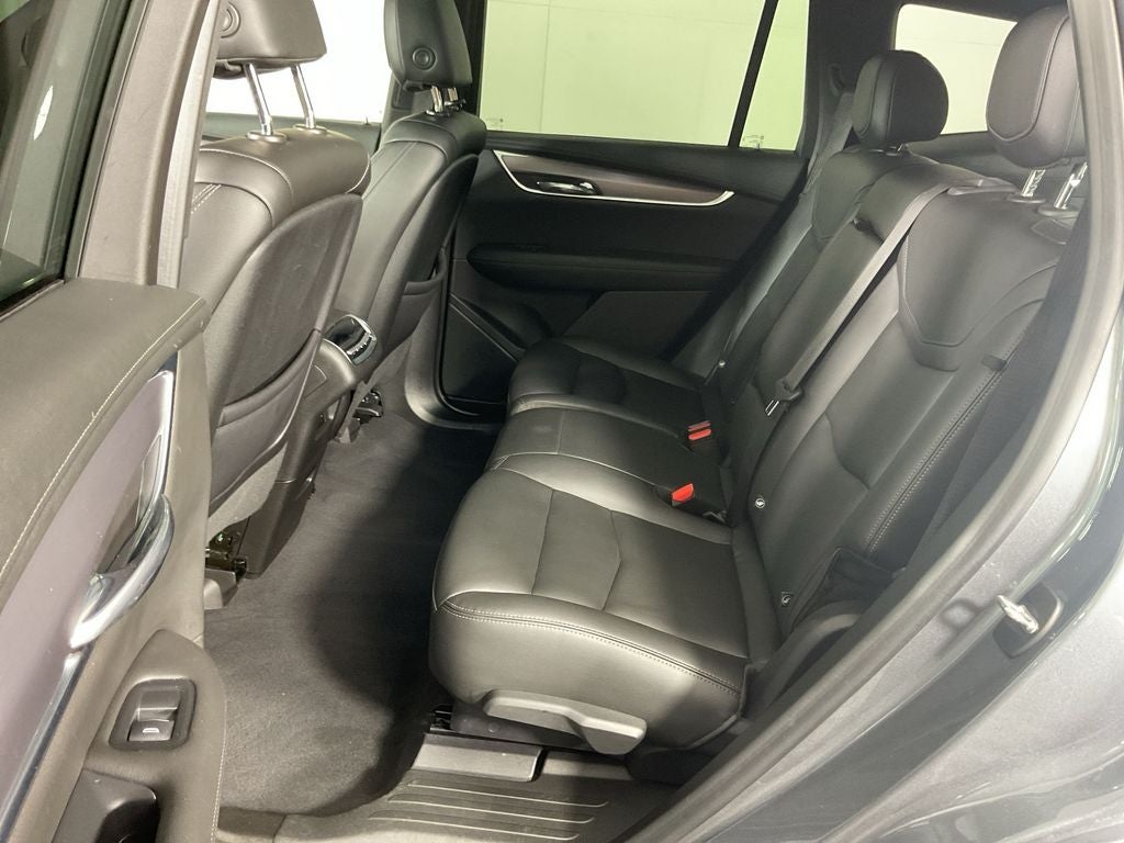 2022 Cadillac XT6 Luxury