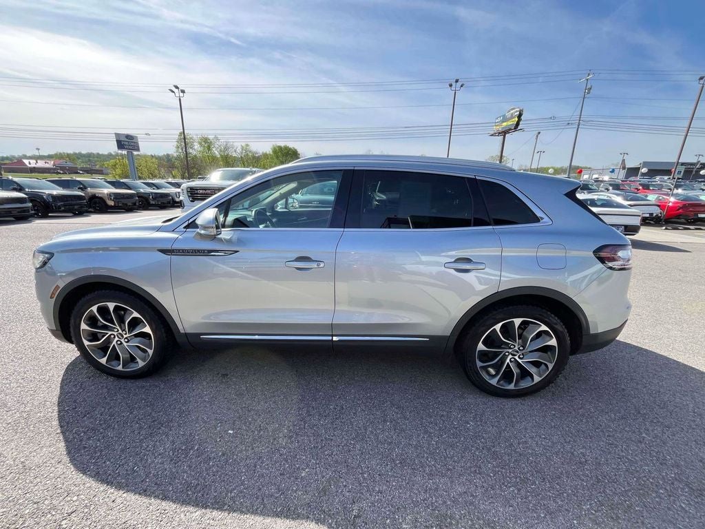 2022 Lincoln Nautilus Reserve