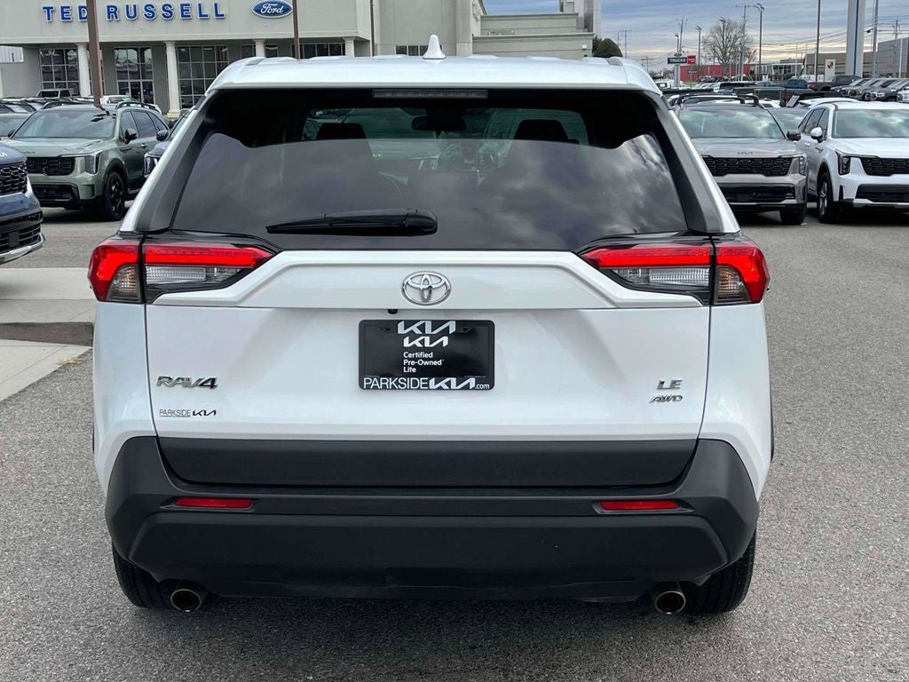 2024 Toyota RAV4 LE