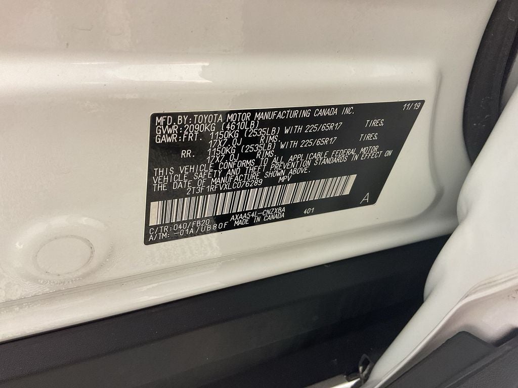 2020 Toyota RAV4 LE