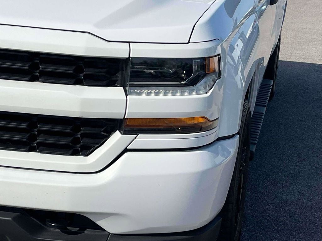 2018 Chevrolet Silverado 1500 Custom