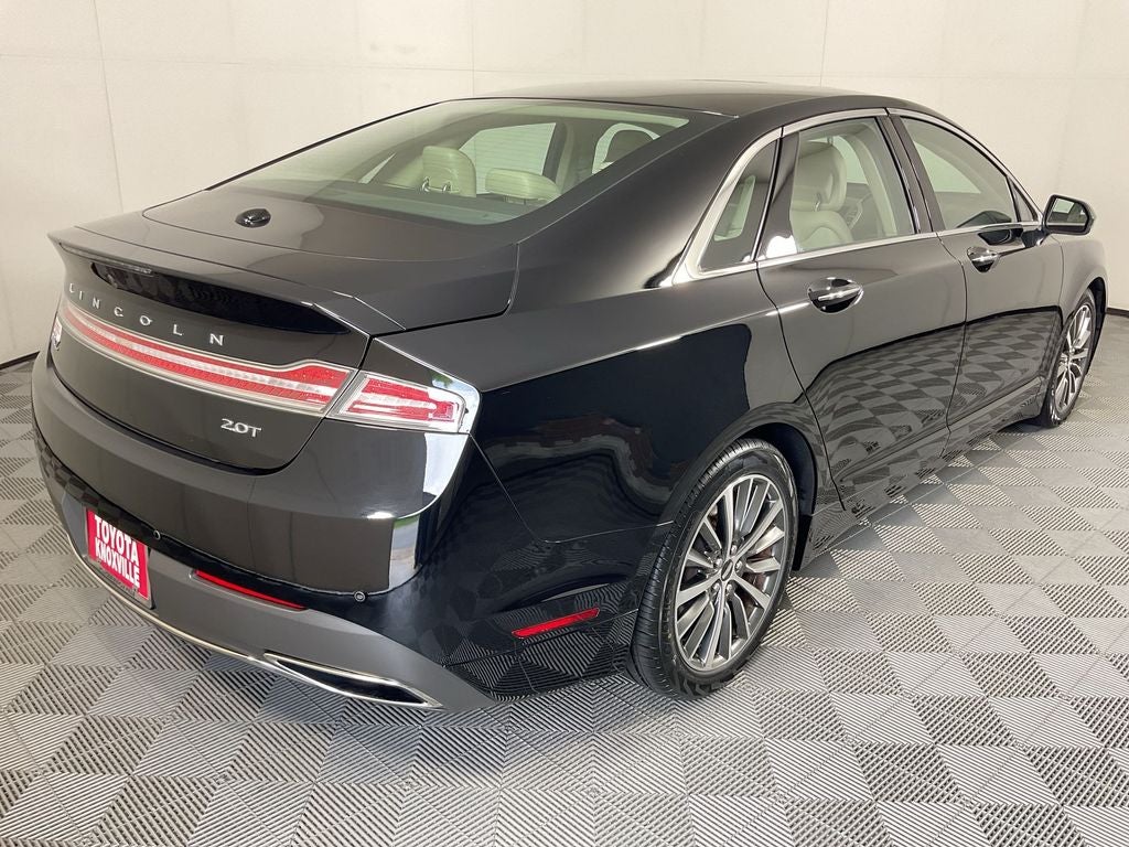 2017 Lincoln MKZ Select