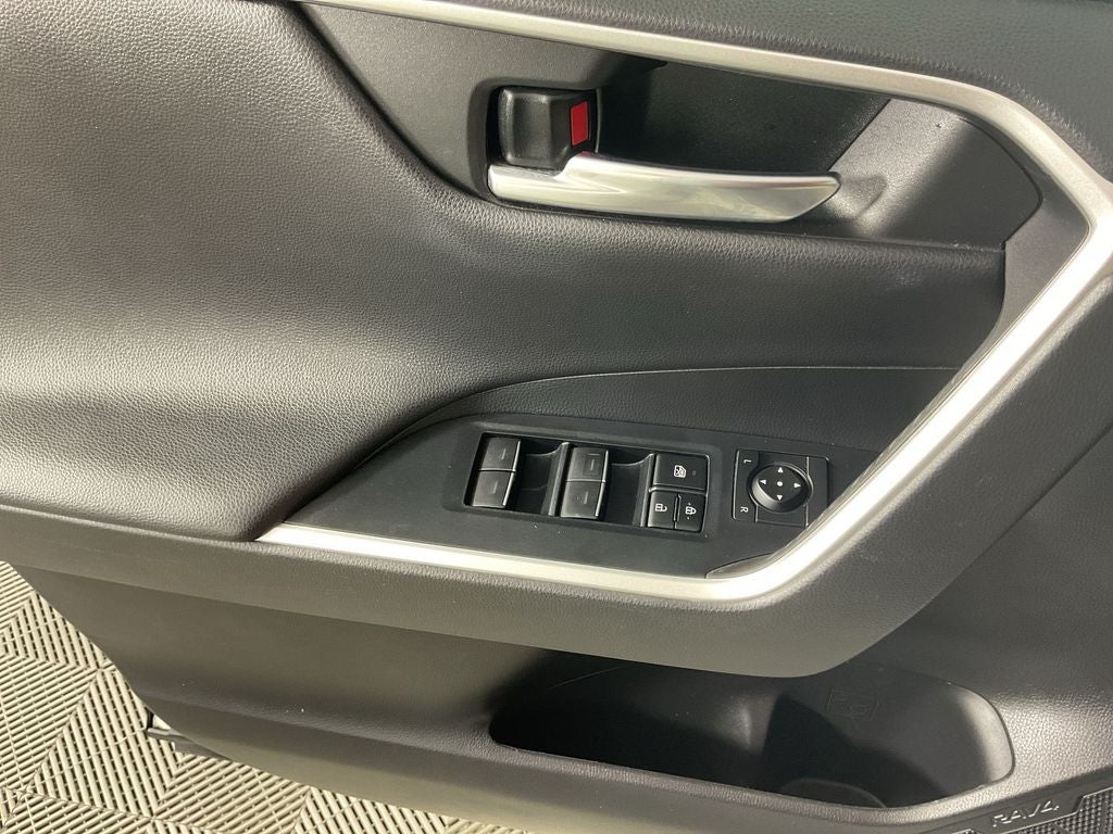 2022 Toyota RAV4 Hybrid XSE