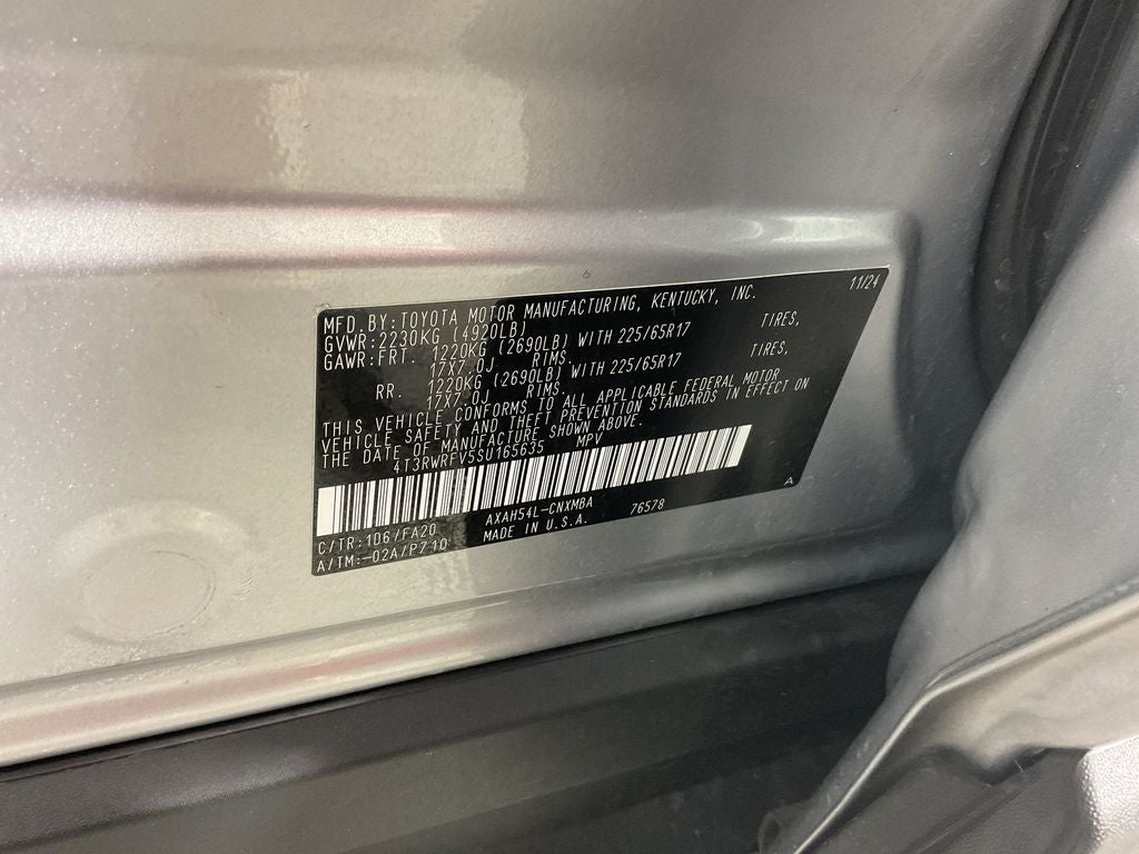 2025 Toyota RAV4 Hybrid XLE