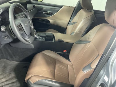 2022 Lexus ES 350 Ultra Luxury