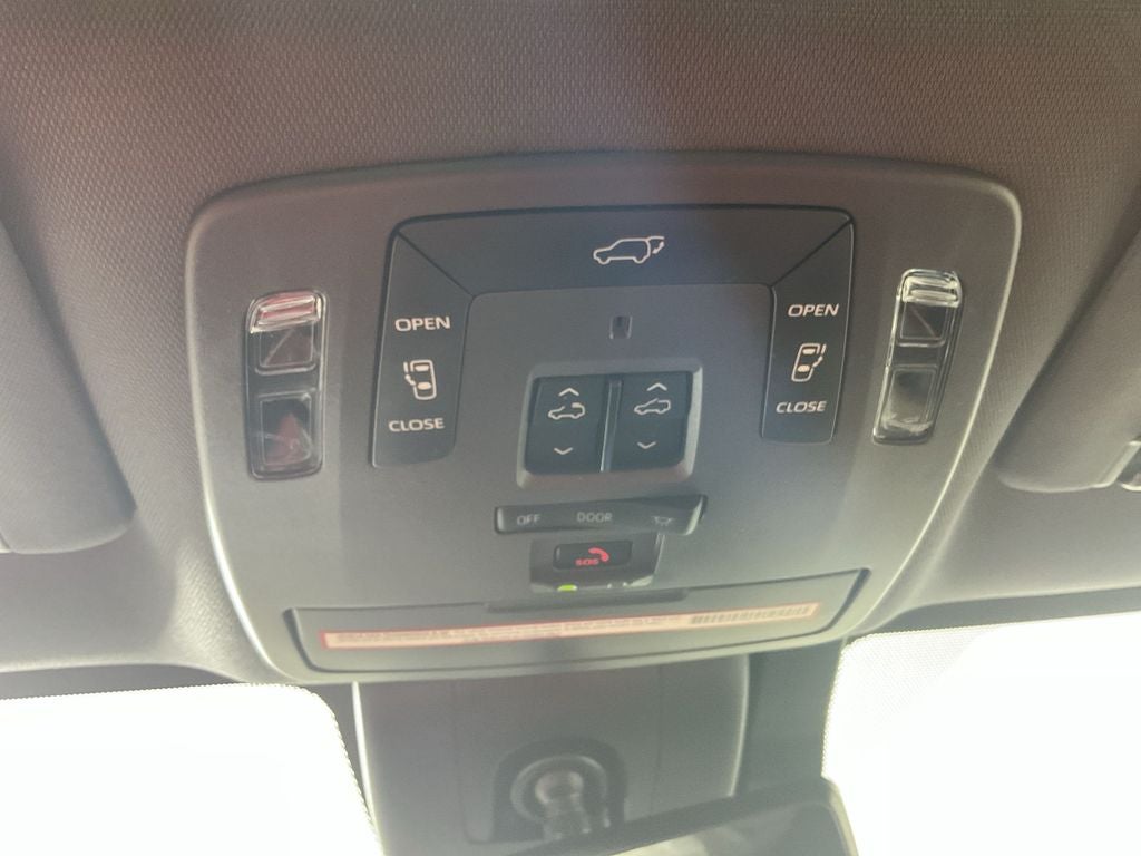 2021 Toyota Sienna Platinum 7 Passenger