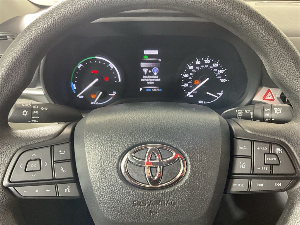 2024 Toyota Sienna LE 8 Passenger