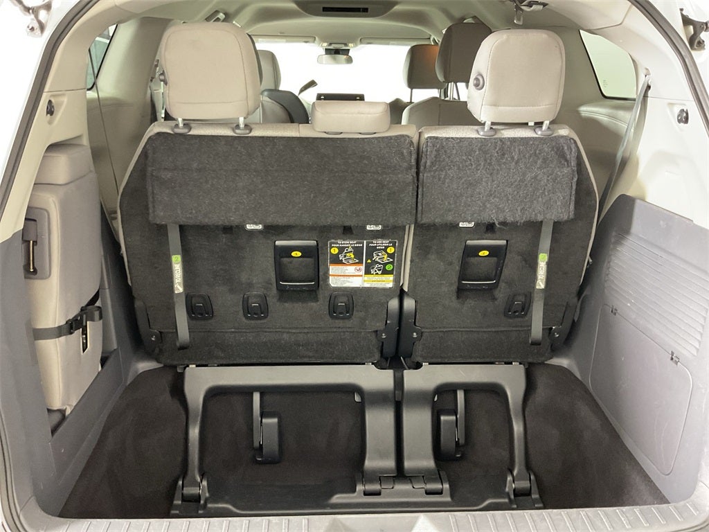 2024 Toyota Sienna LE 8 Passenger