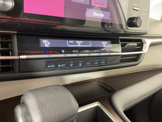 2024 Toyota Sienna LE 8 Passenger