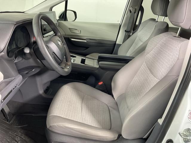 2024 Toyota Sienna LE 8 Passenger