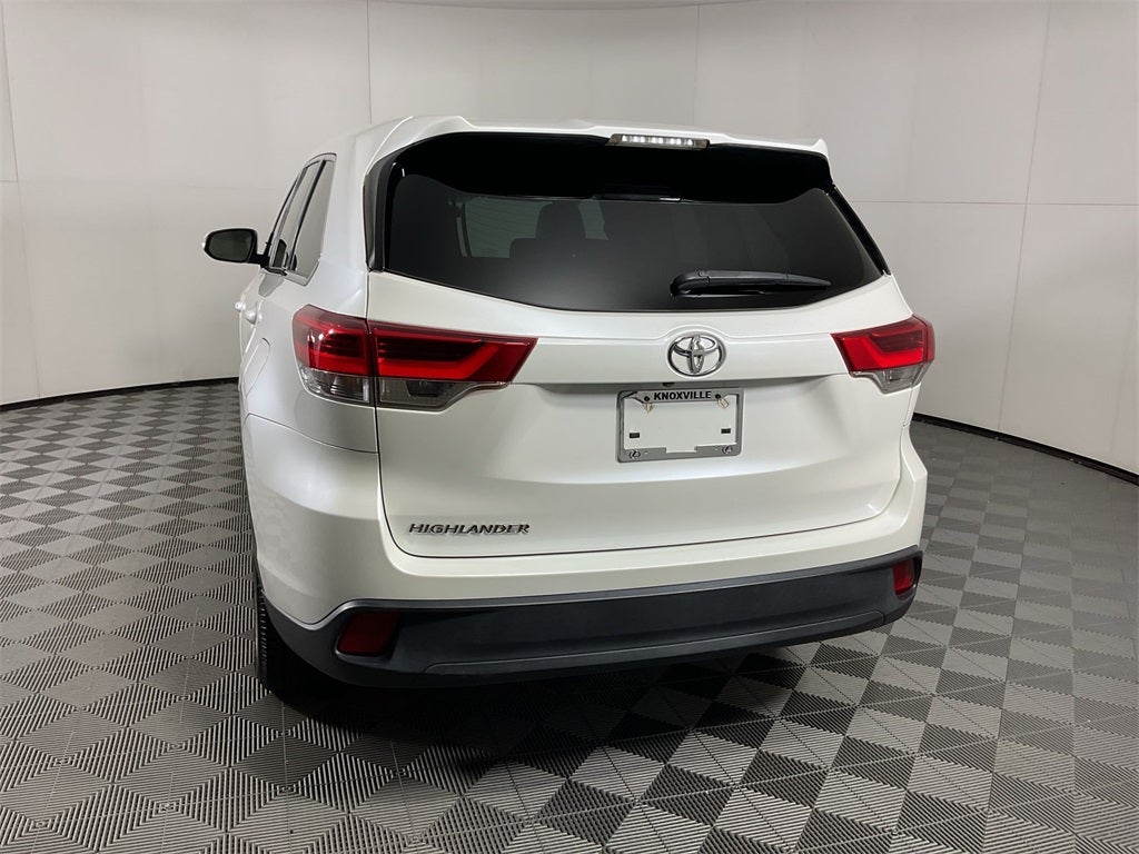 2019 Toyota Highlander LE