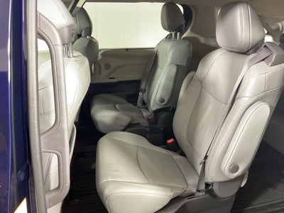 2023 Toyota Sienna Limited 7 Passenger
