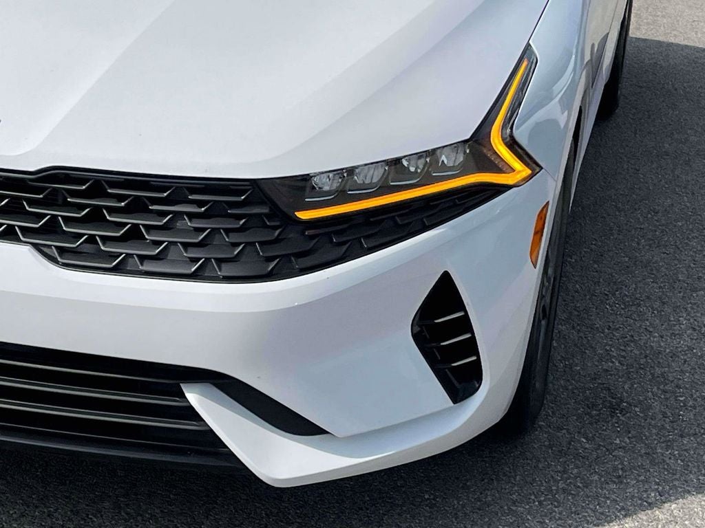 2022 Kia K5 LX