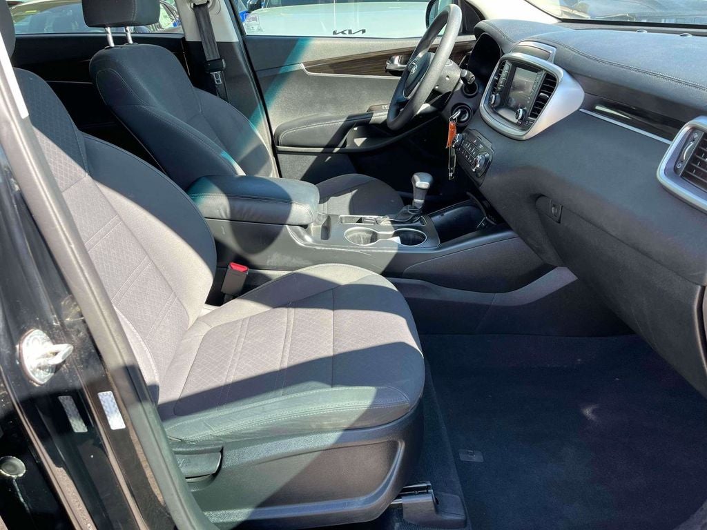 2020 Kia Sorento LX