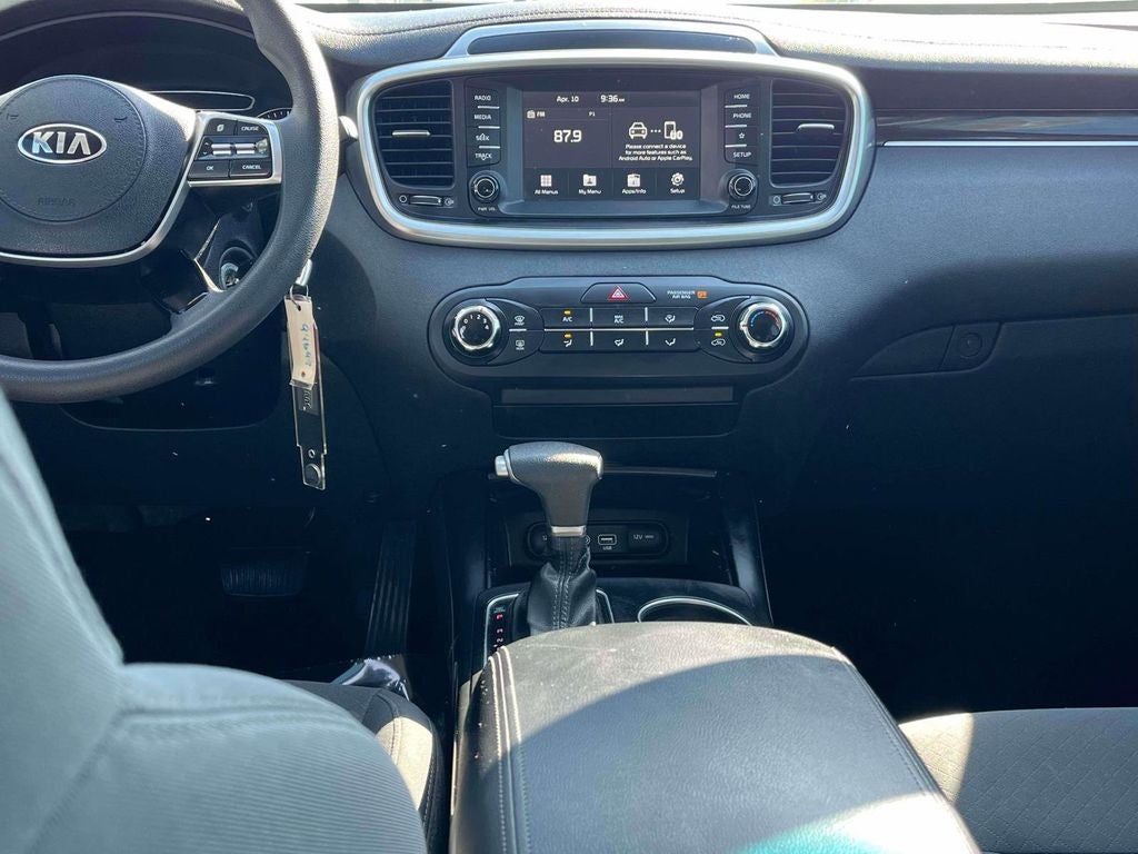 2020 Kia Sorento LX