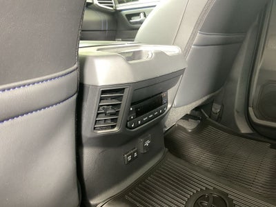 2024 Toyota Sequoia Platinum