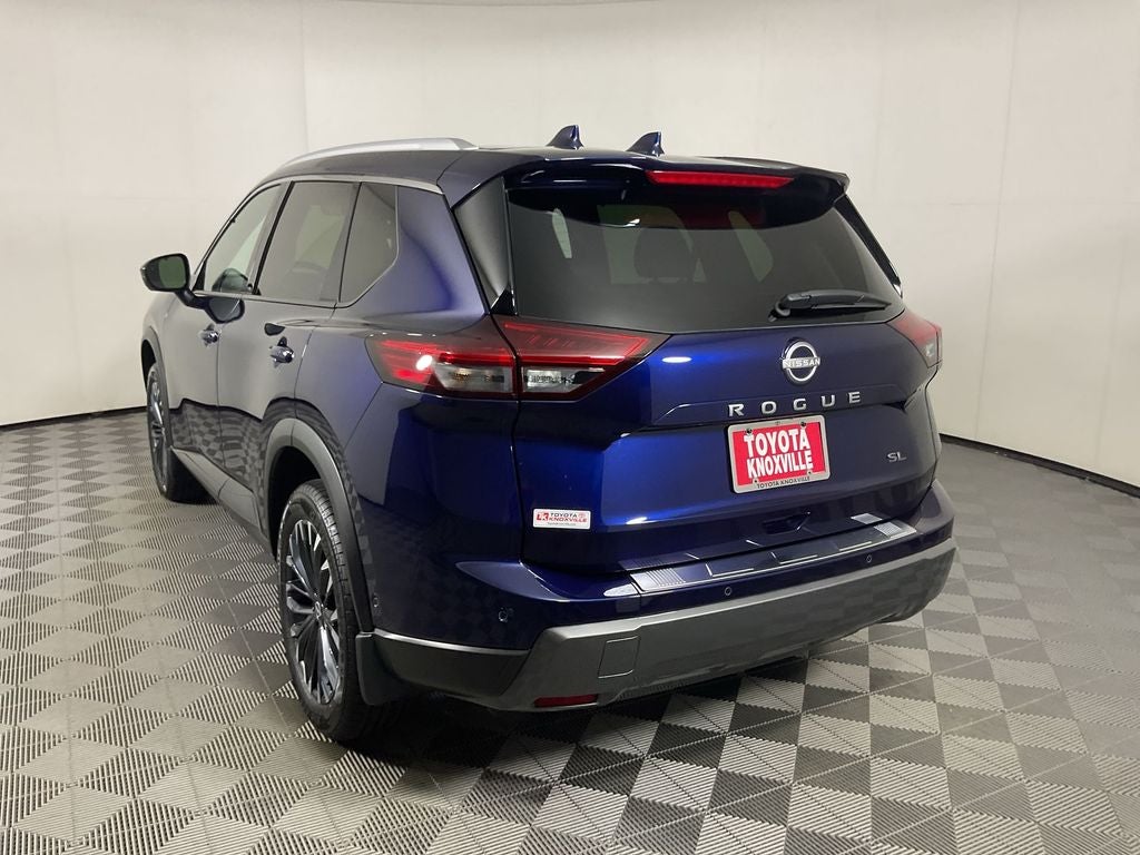 2025 Nissan Rogue SL