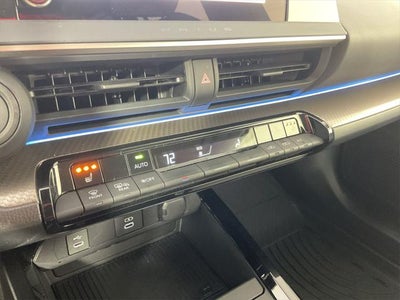 2024 Toyota Prius XLE