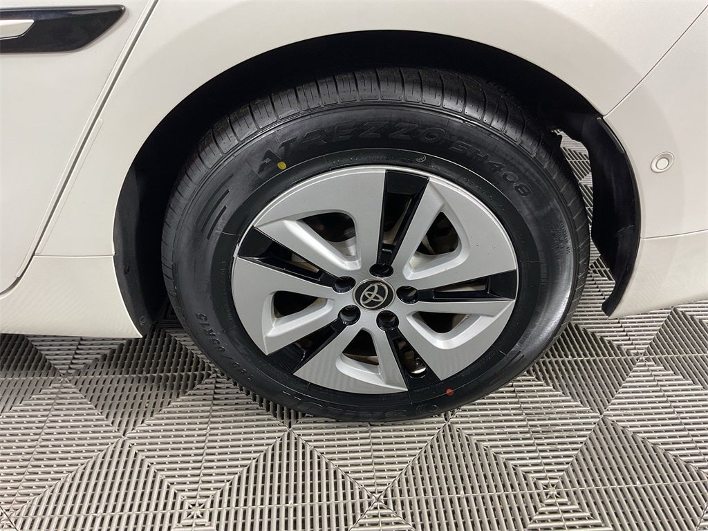 2018 Toyota Prius Two