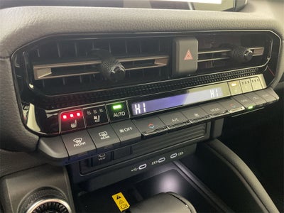 2025 Toyota Land Cruiser Premium