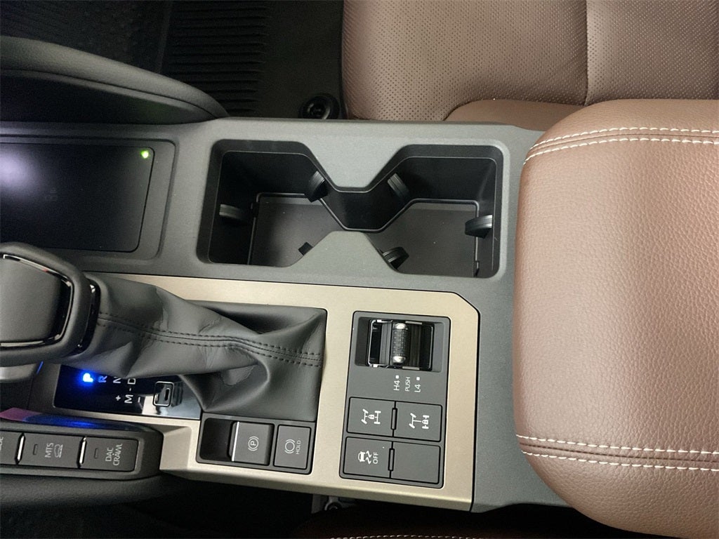 2025 Toyota Land Cruiser Premium