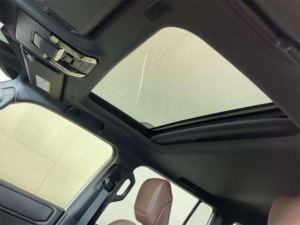 2025 Toyota Land Cruiser Premium