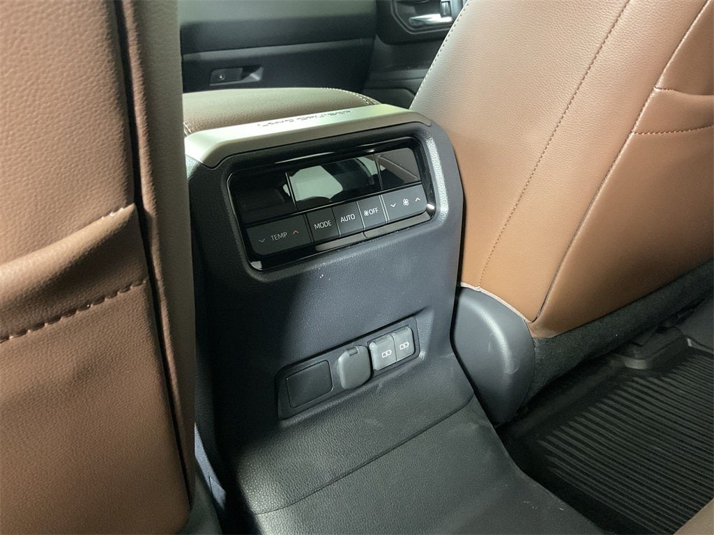 2025 Toyota Land Cruiser Premium