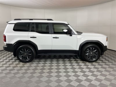 2025 Toyota Land Cruiser Premium