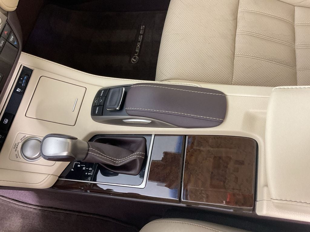 2016 Lexus ES 350 Luxury