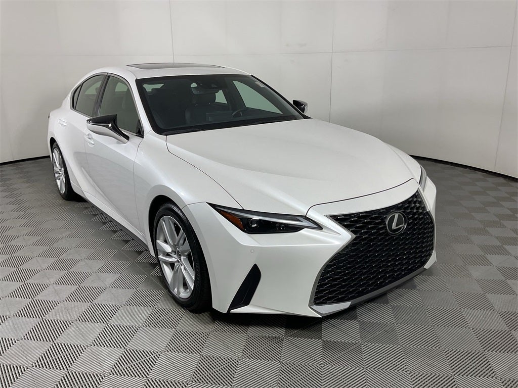 2024 Lexus IS 300
