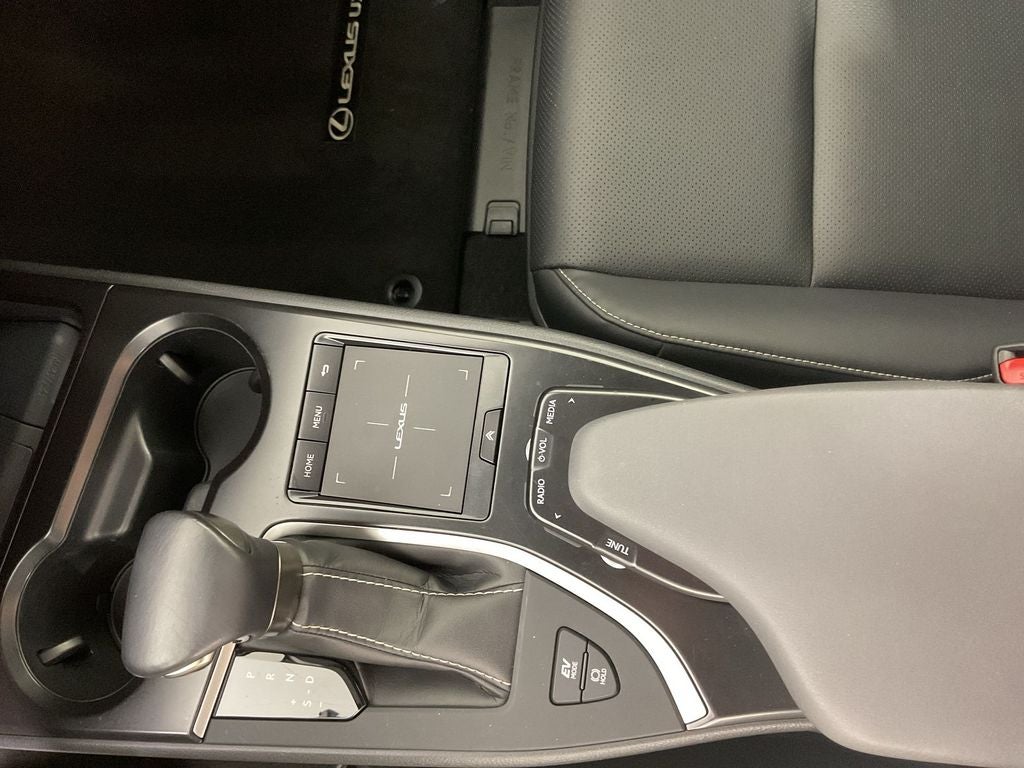 2020 Lexus UX 250h Base