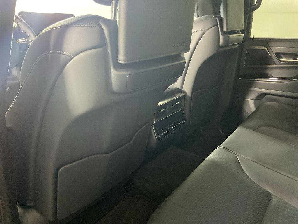 2025 Lexus LX 600 Luxury
