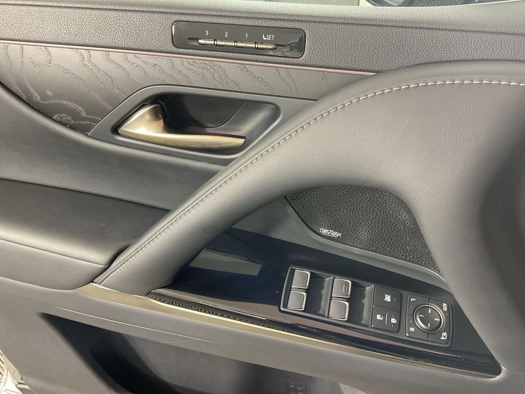 2023 Lexus LX 600 Luxury