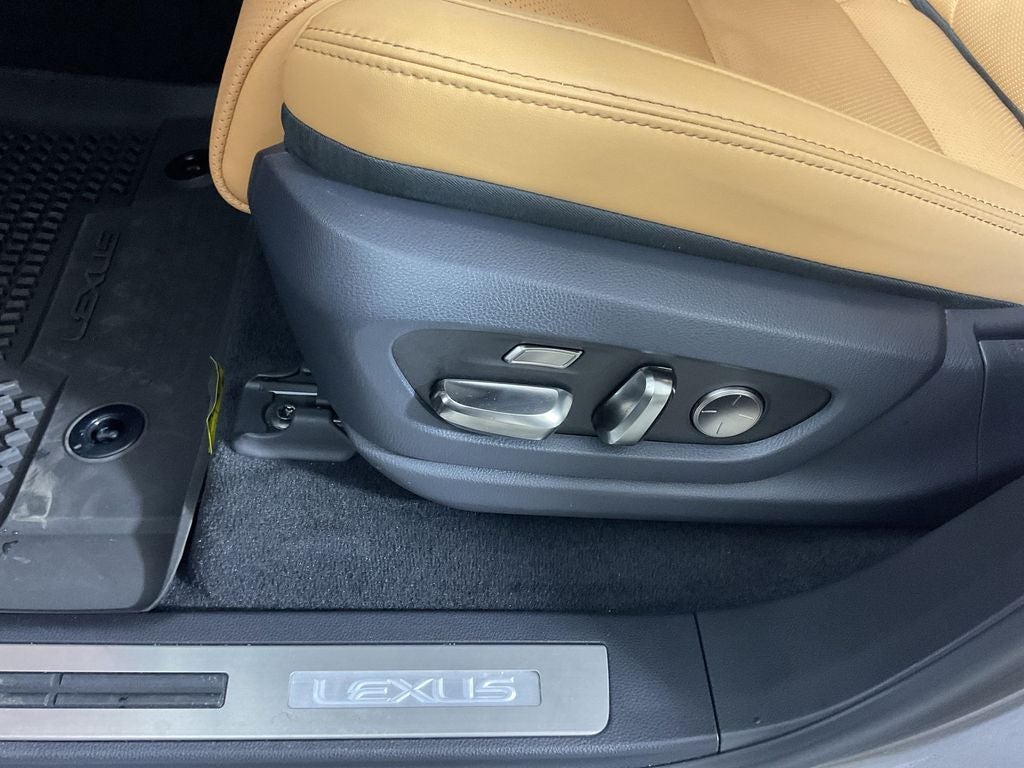 2025 Lexus LX 600 Luxury