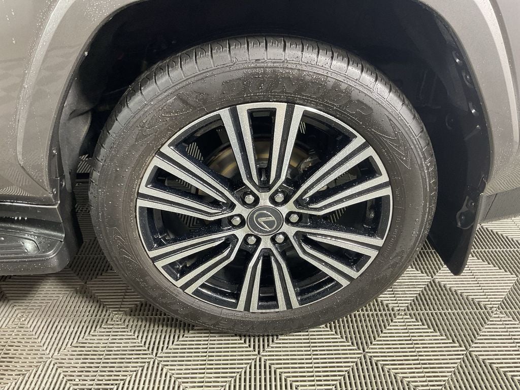 2025 Lexus LX 600 Luxury