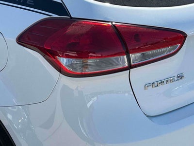 2017 Kia Forte5 LX