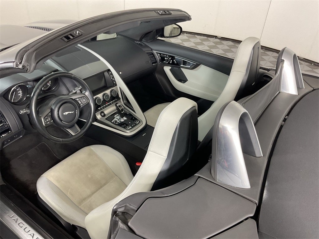 2016 Jaguar F-TYPE Base