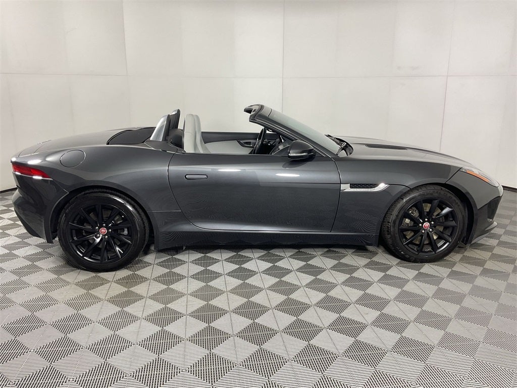 2016 Jaguar F-TYPE Base