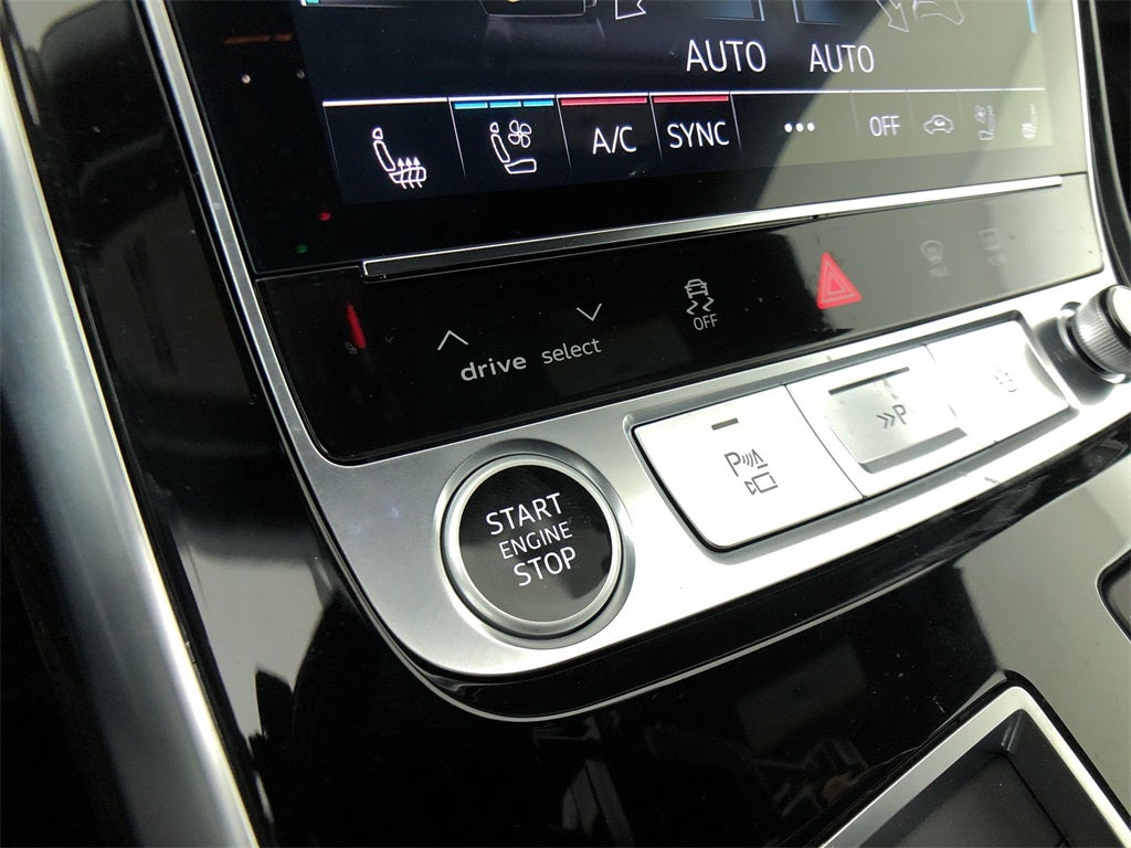 2025 Audi Q8 55 Prestige quattro