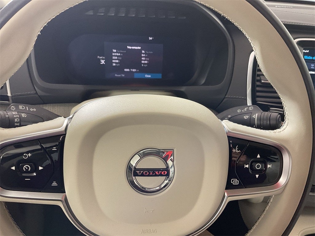 2025 Volvo XC90 B6 Ultra