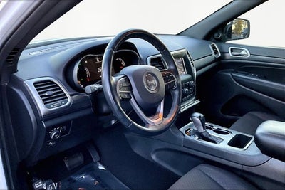 2020 Jeep Grand Cherokee Laredo