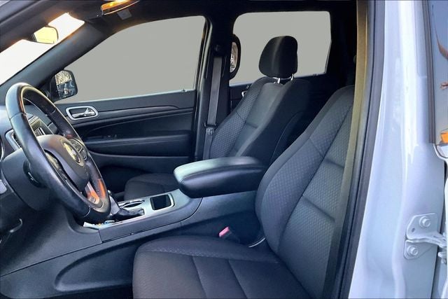 2020 Jeep Grand Cherokee Laredo