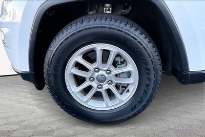 2020 Jeep Grand Cherokee Laredo