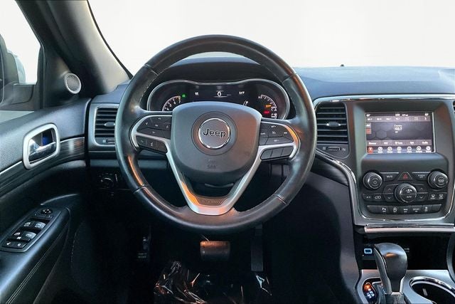 2020 Jeep Grand Cherokee Laredo