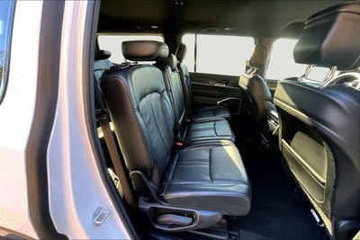 2022 Jeep Wagoneer Series III