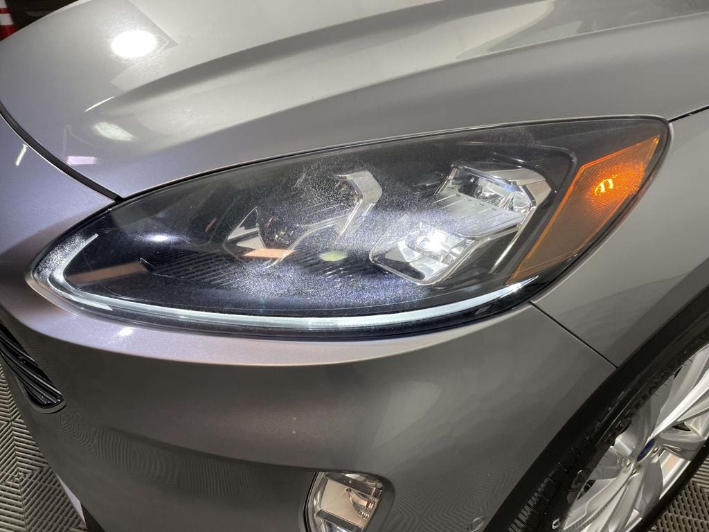 2021 Ford Escape Titanium Hybrid