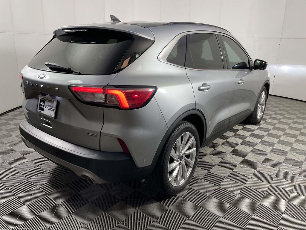 2021 Ford Escape Titanium Hybrid